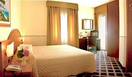 Hotel Gardenia&villa Charme 3*