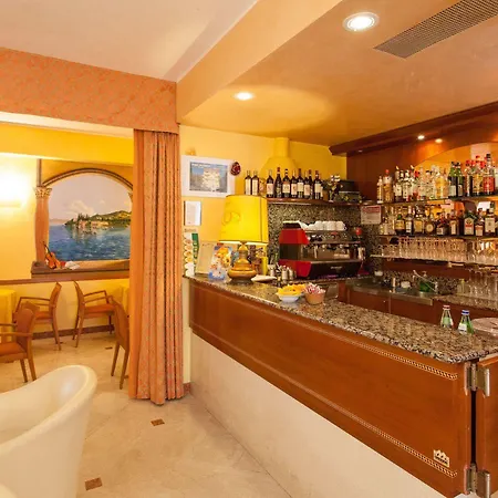 Gardenia & Charme Adults Friendly 4star Service ホテル 3*
