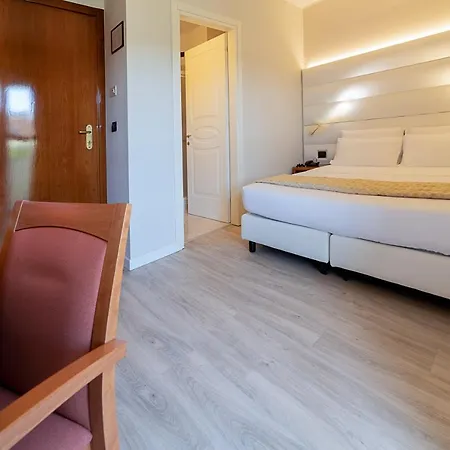 Gardenia & Charme Adults Friendly 4star Service ホテル バルドリーノ